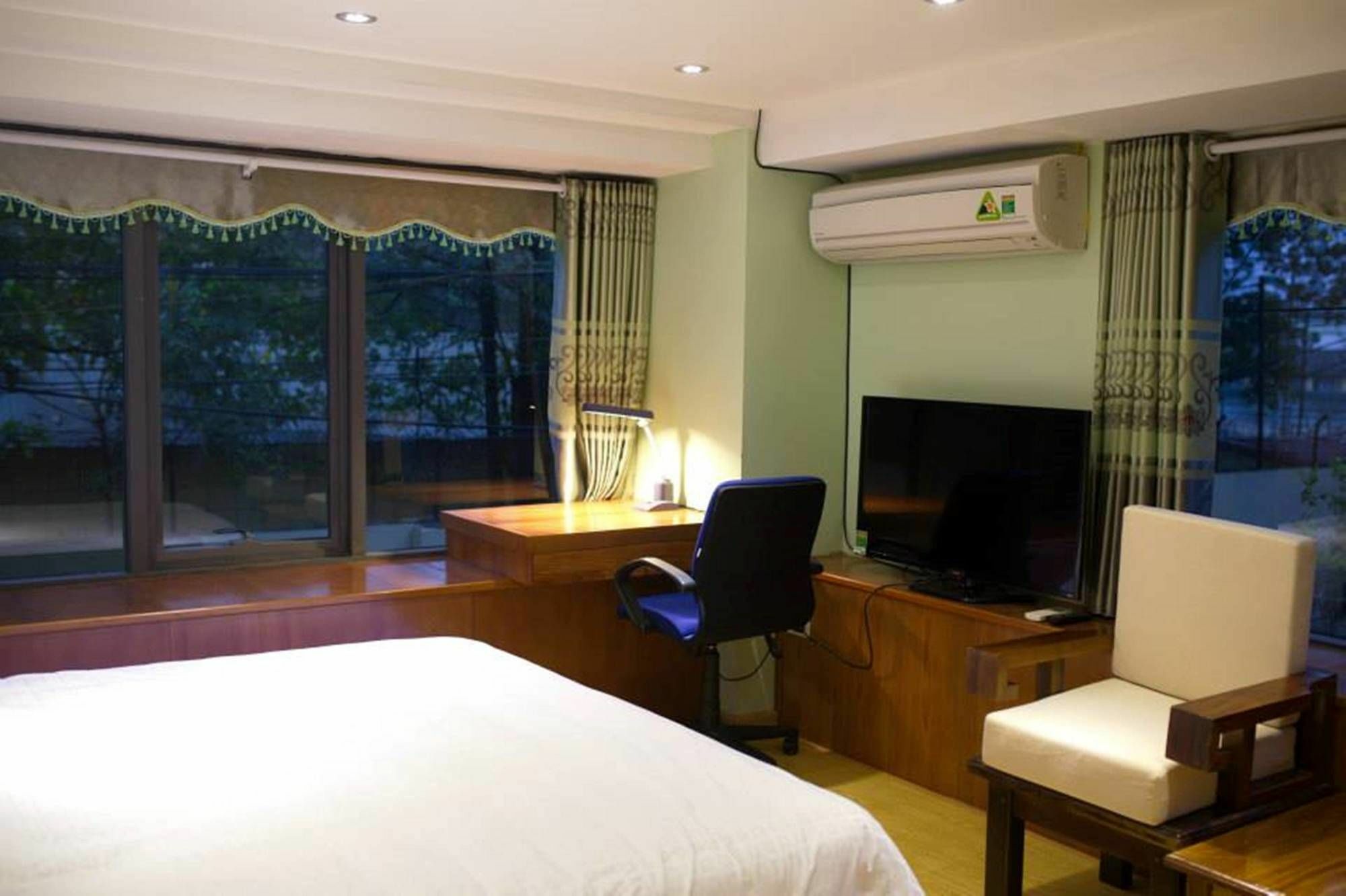 Ferienwohnung Poonsa Nguyen Phong Sac Hanoi Exterior foto
